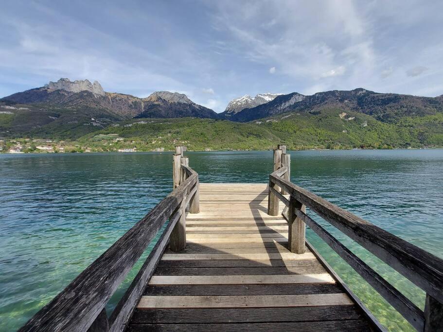 Charmant Et Spacieux Appartement A Quelques Pas Du Lac Duingt Extérieur photo
