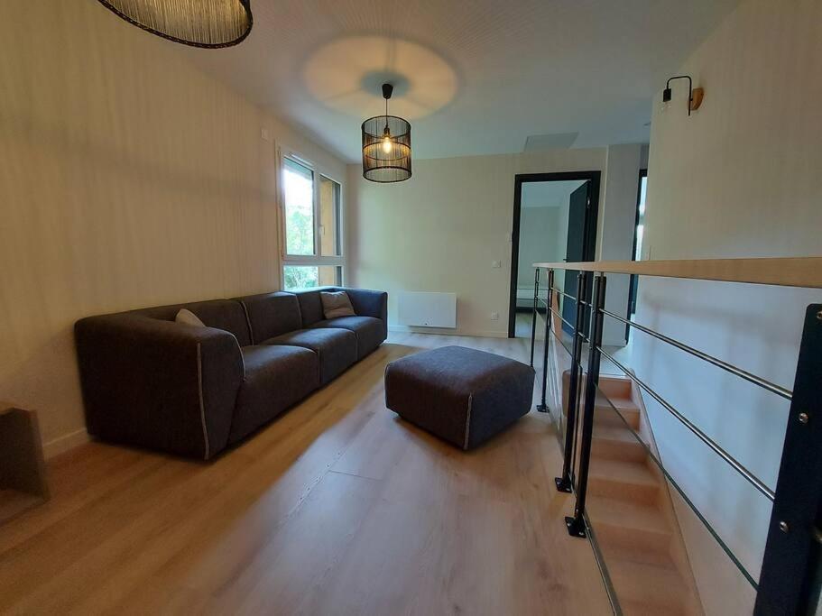 Charmant Et Spacieux Appartement A Quelques Pas Du Lac Duingt Extérieur photo