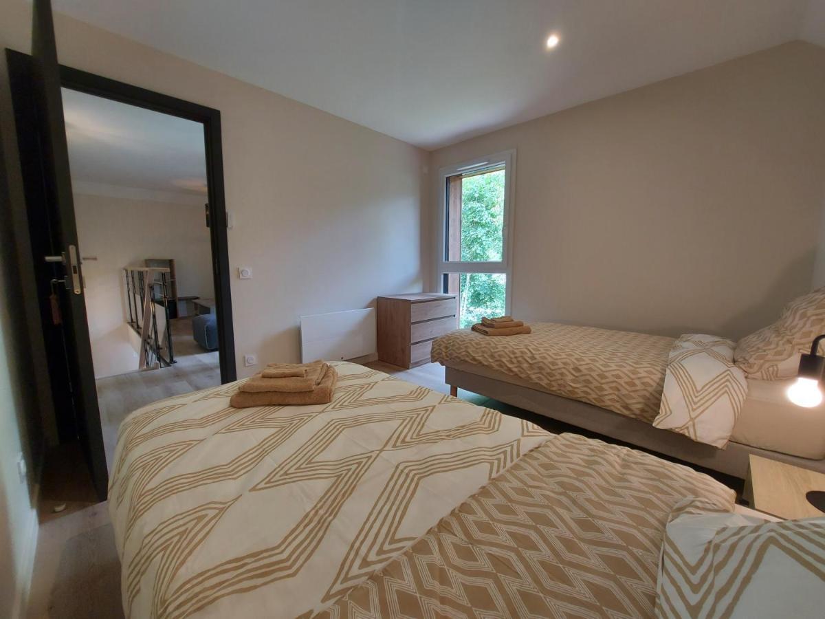 Charmant Et Spacieux Appartement A Quelques Pas Du Lac Duingt Extérieur photo