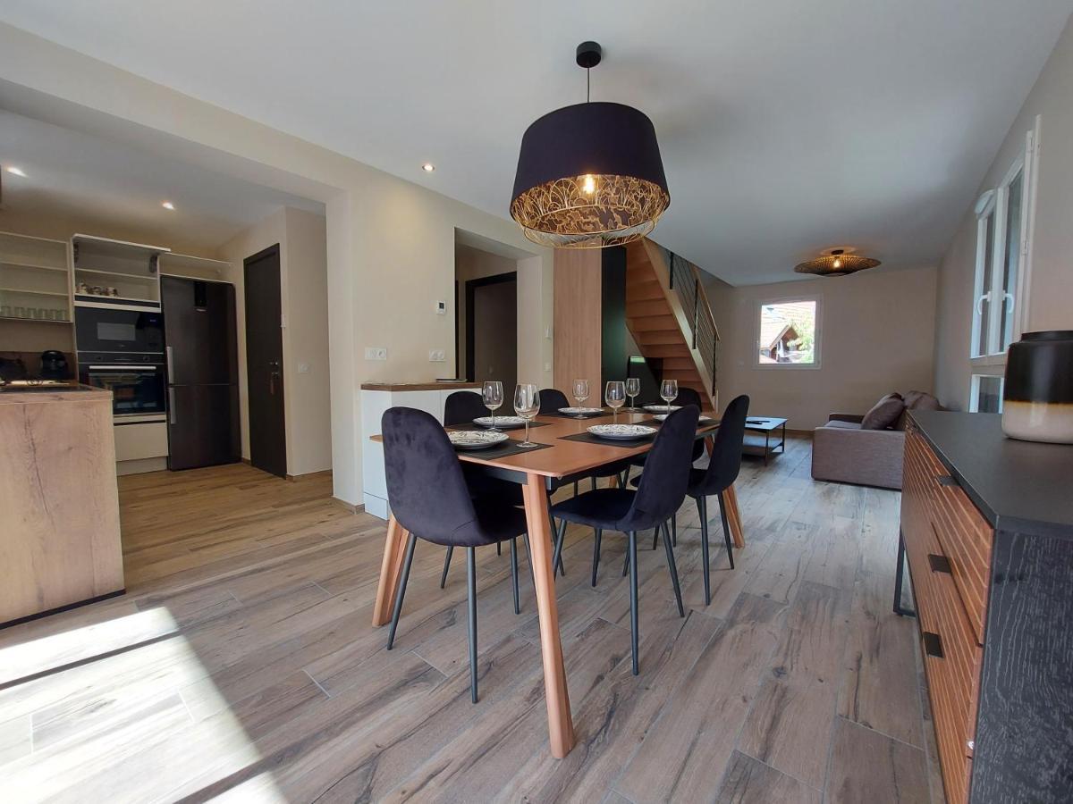 Charmant Et Spacieux Appartement A Quelques Pas Du Lac Duingt Extérieur photo